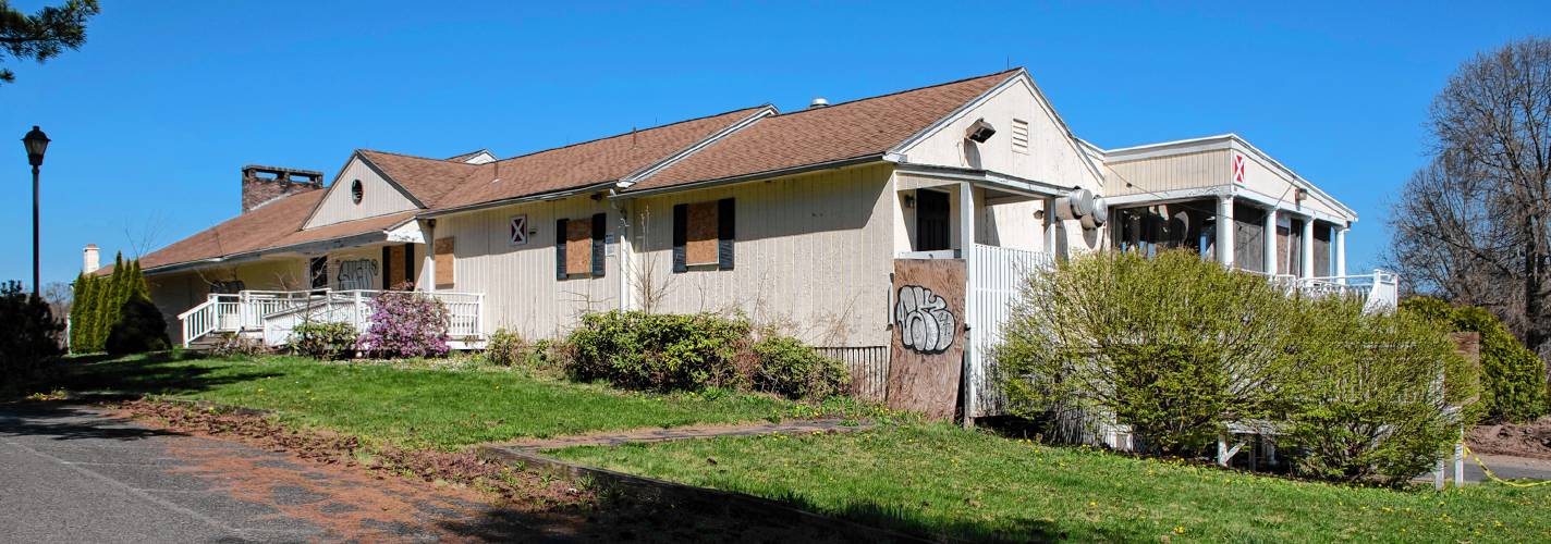 The old club house on the former Hickory Ridge property off West Pomeroy Lane in Amherst. 