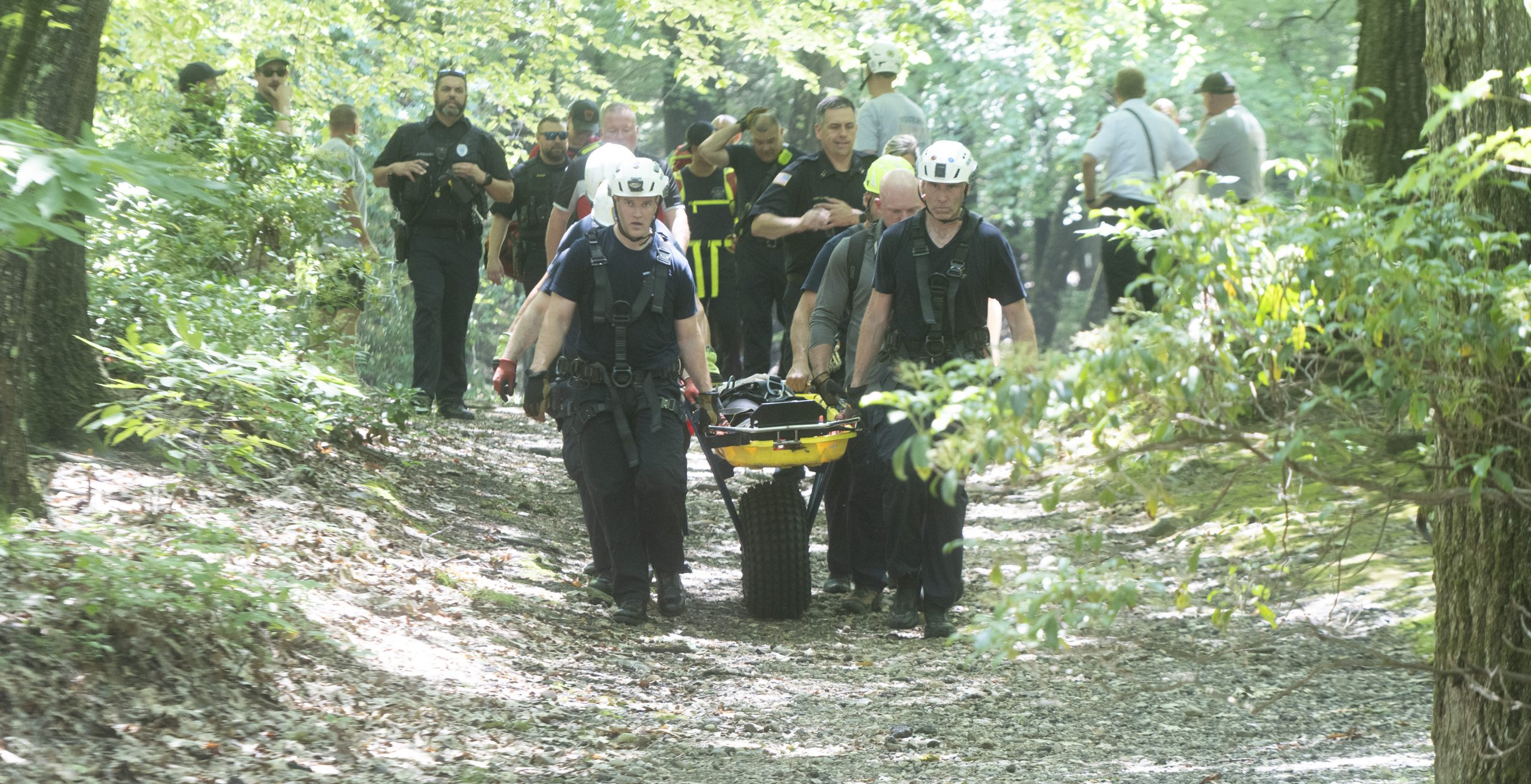 Hiker rescued from Mount Tom after 70-foot fall